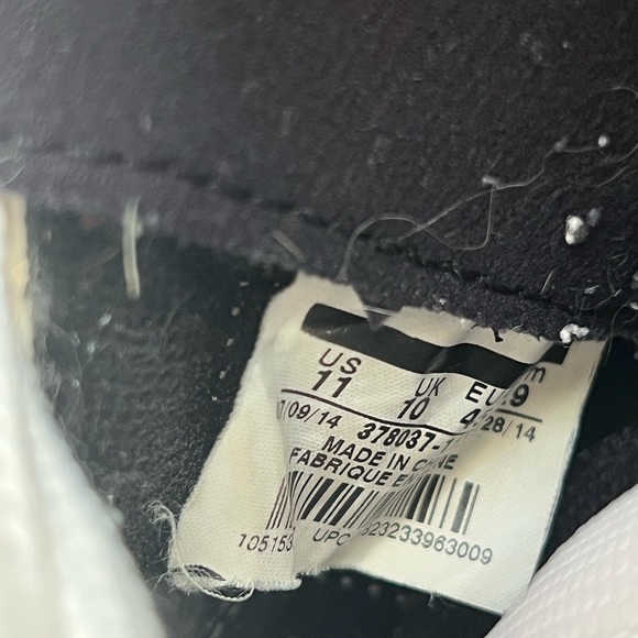 Jordan Retro 11 Columbia Size 11 Men’s - Picture 7 of 8